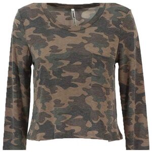 Tresics Camo Long Sleeve cropped sweatshirt